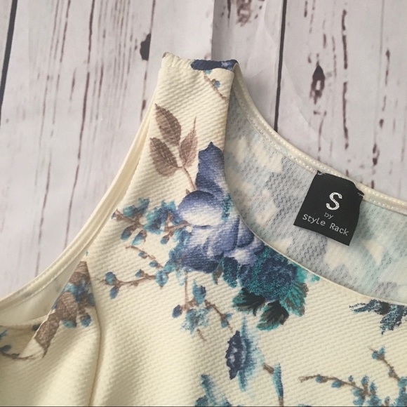 Style Rack floral dress - Picture 5 of 6